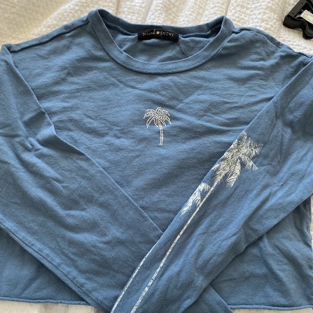 Palm tree cropped long sleeve